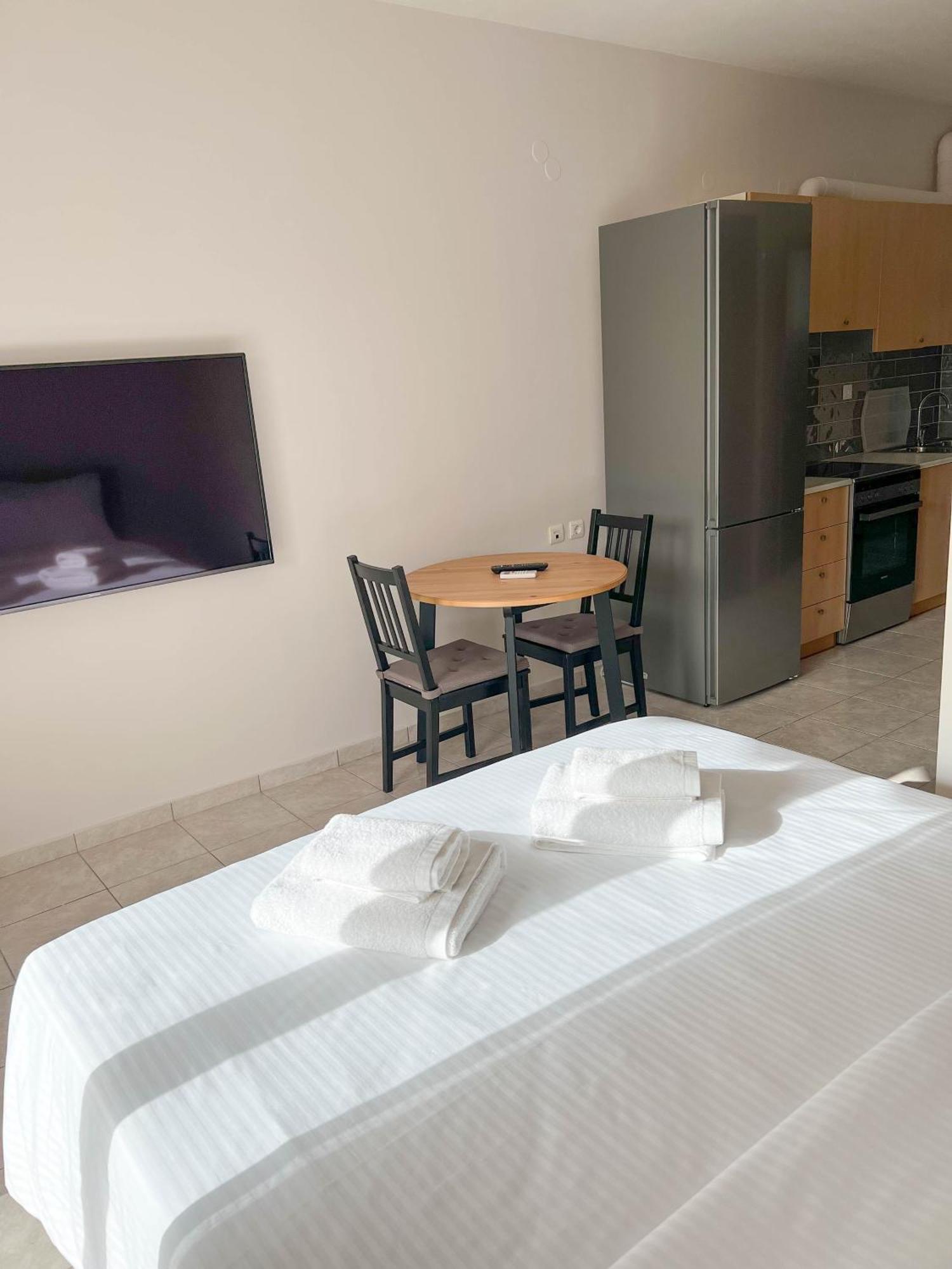 Clio City Center Apartments Янина Экстерьер фото